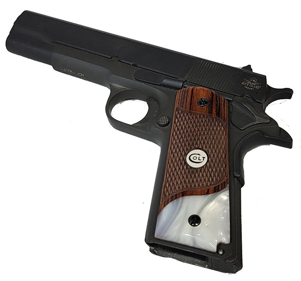 1911 Full Size Checkered Rosewood Grips Pearl Accent w/ Colt White Medallion - WoodWorld of Texas
