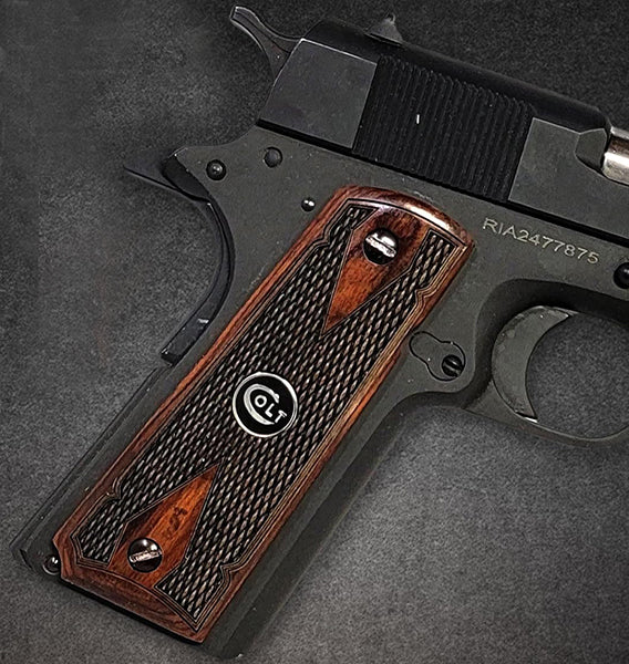 1911 Full Size Double Diamond Checkered Rosewood Grips w/ Colt Logo Black Medallion - WoodWorld of Texas