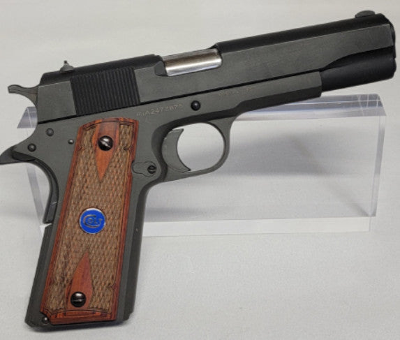 1911 Full Size Double Diamond Checkered Rosewood Grips with Colt Logo Blue Medallion - WoodWorld of Texas
