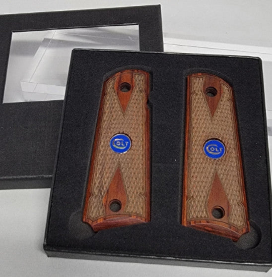 1911 Full Size Double Diamond Checkered Rosewood Grips with Colt Logo Blue Medallion - WoodWorld of Texas