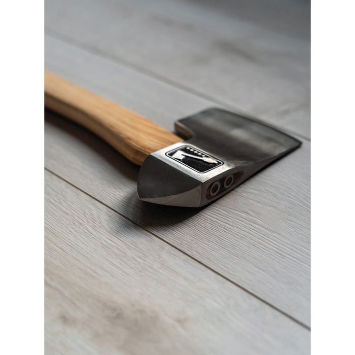 Throwing Axe - King of Diamonds Throwing Axe - World Axe Throwing League