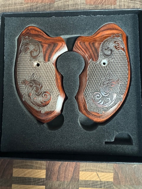 Taurus Wrap Around Rosewood Grips for 856, and 942* 22/38/357 - Checkered & Carved