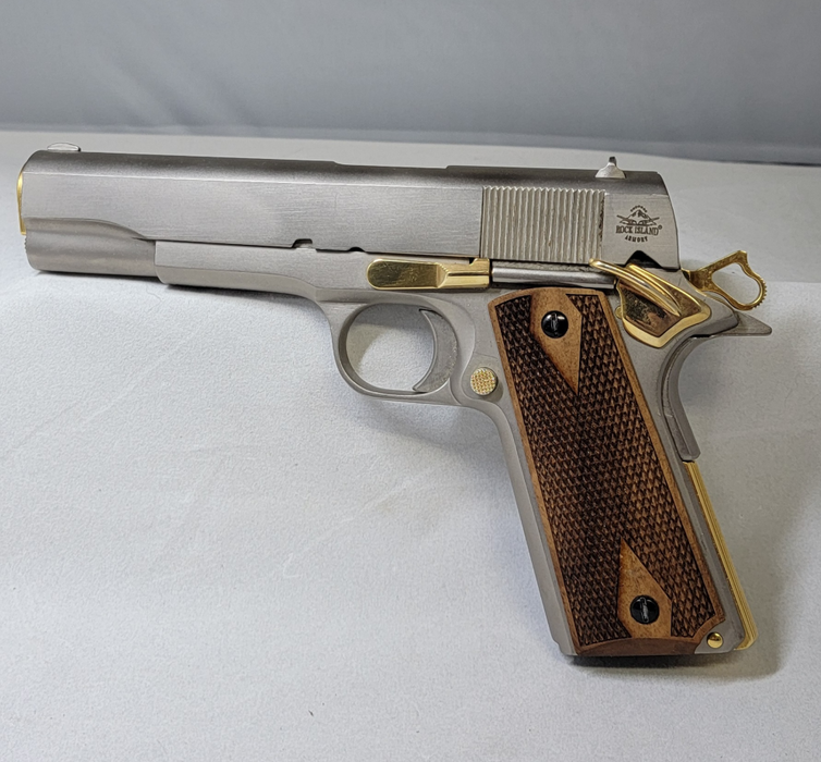 1911 Full Size Grips Unfinished Walnut with Checkering and Classic Double Diamond Pattern